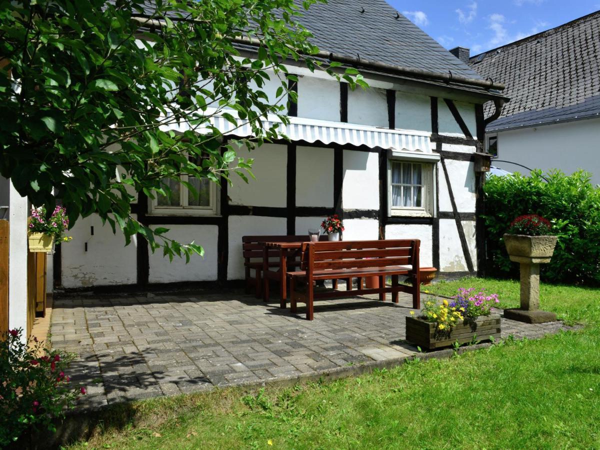 Bright Apartment In The Sauerland With Conservatory Large Terrace And Awning Assinghausen 外观 照片